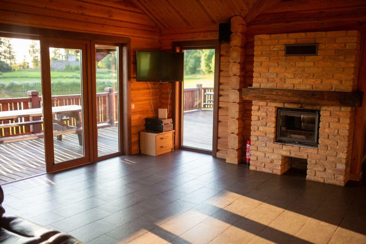 Villa Trejdeksni à Limbazi Extérieur photo